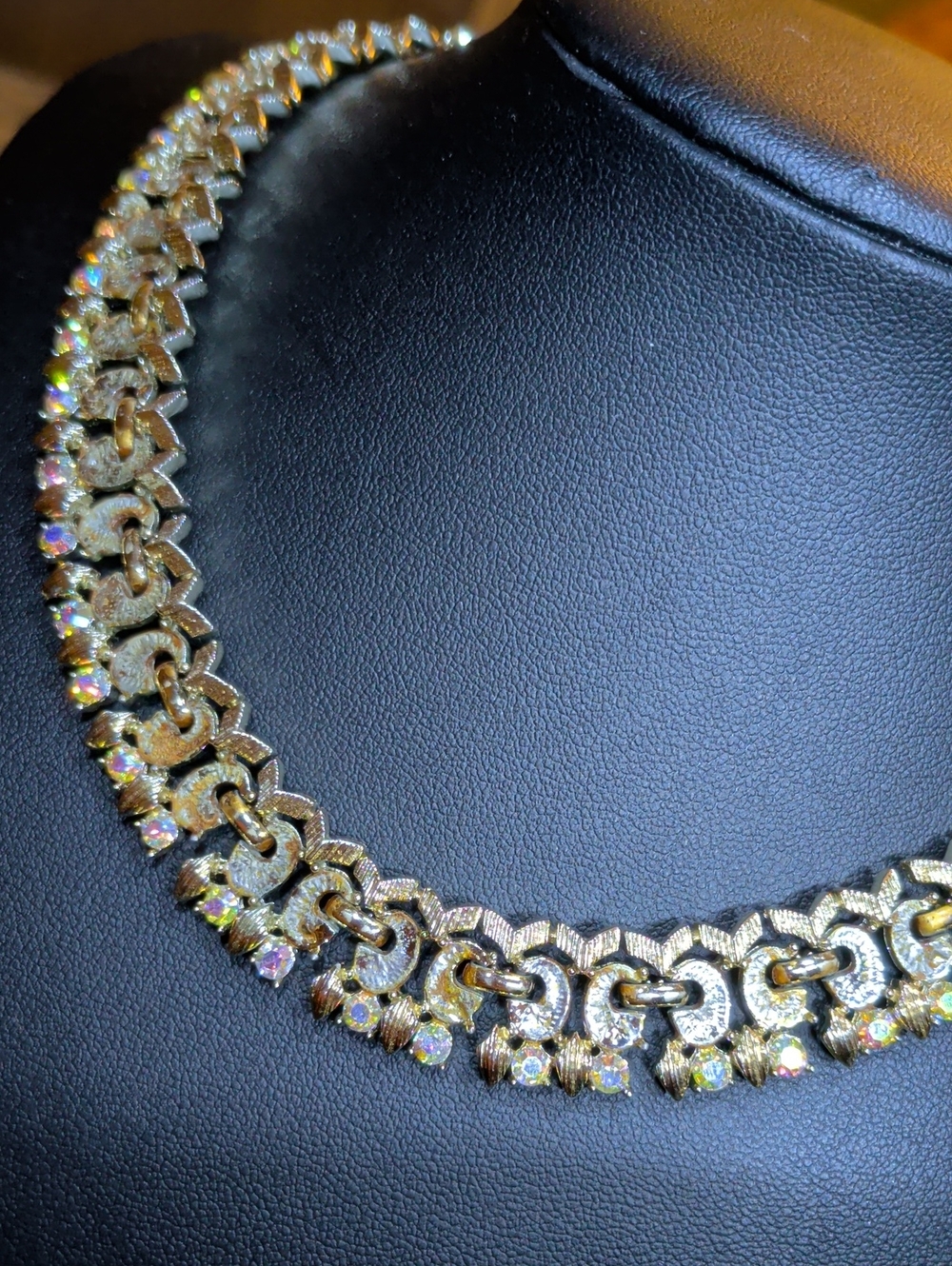 CORO Sparkling Aurora Borealis Collar Choker Adjustable Necklace 14"-17" Long